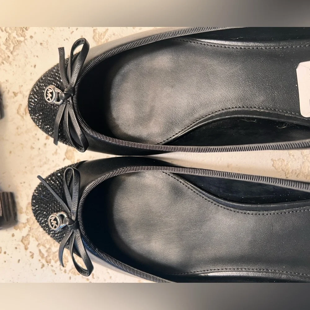 NWT Michael Kors Claudia Flex Black Leather Rhinestone Ballet Flat, Size 7.5